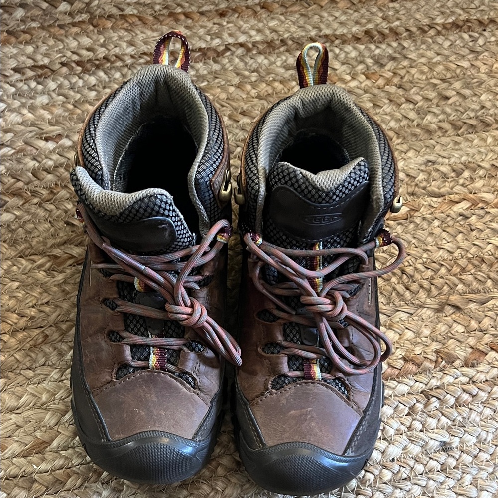 Keen Brown Athletic Shoes for Women